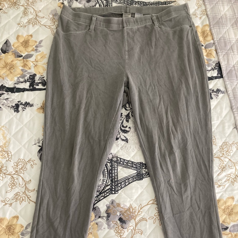 1X Gray Jeggings
